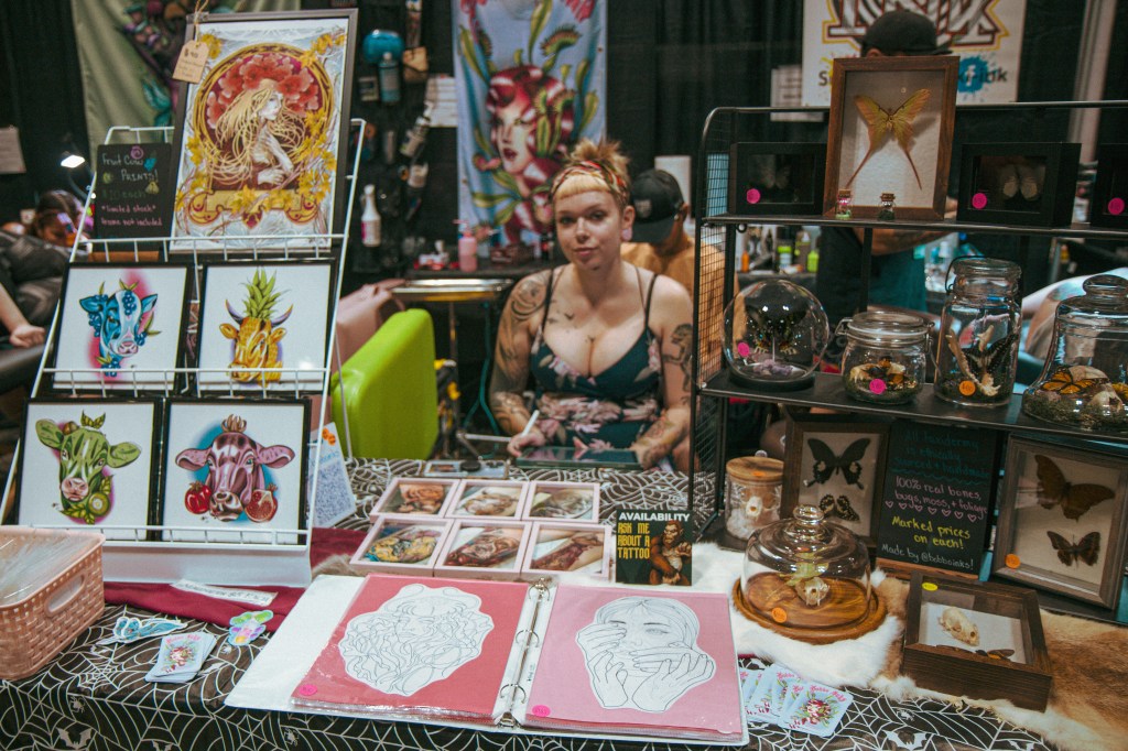 photo of bobboinks tattoo convention by Haylee Hurt